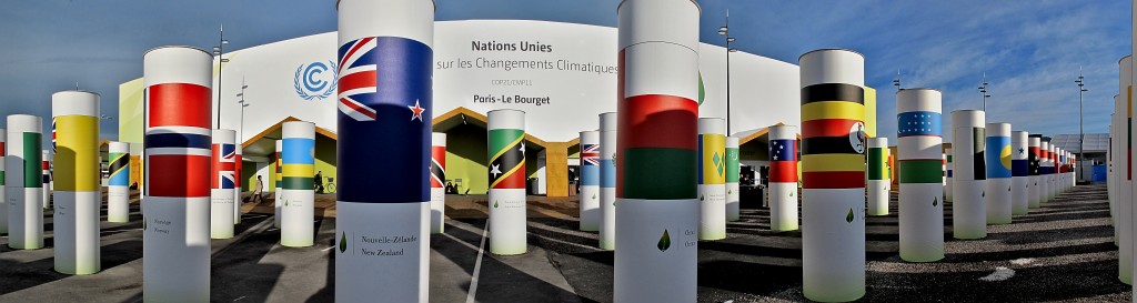 COP21_2015_Paris_Le_Bourget_-_Conference_Center_-_United_nations_conference_on_climate_change